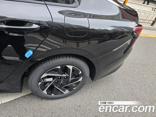 Kia The New K5 Hybrid 3 Signature