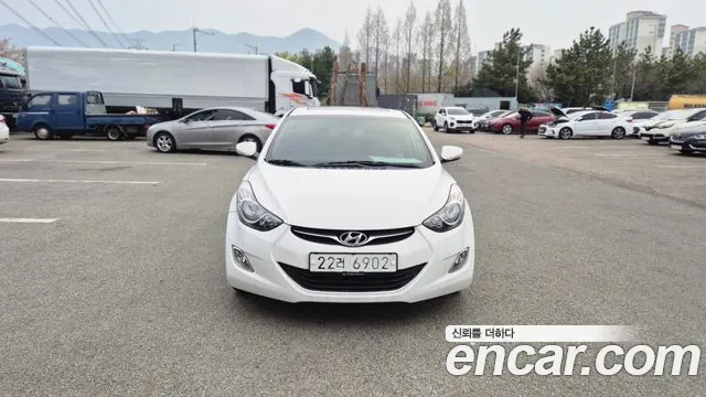 Hyundai Avante MD M16 GDI