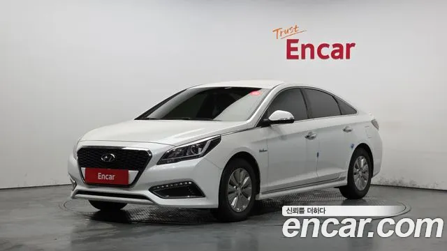 Hyundai LF Sonata Hybrid 2.0 HEV