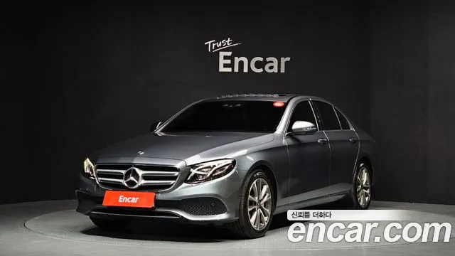 Mercedes-Benz E- W213 E300 4MATIC