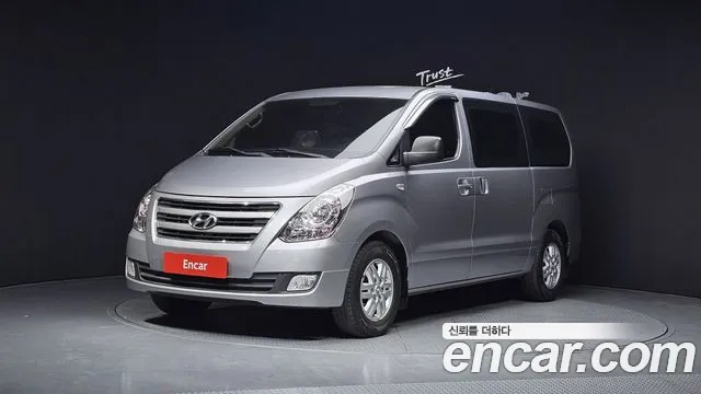 Hyundai Grand Starex 3