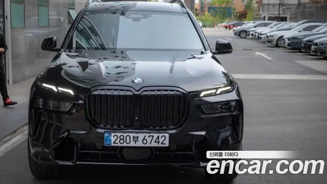 BMW X7 (G07) xDrive 40i 6