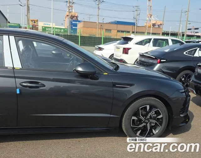 Hyundai Sonata (DN8) 2.0 S