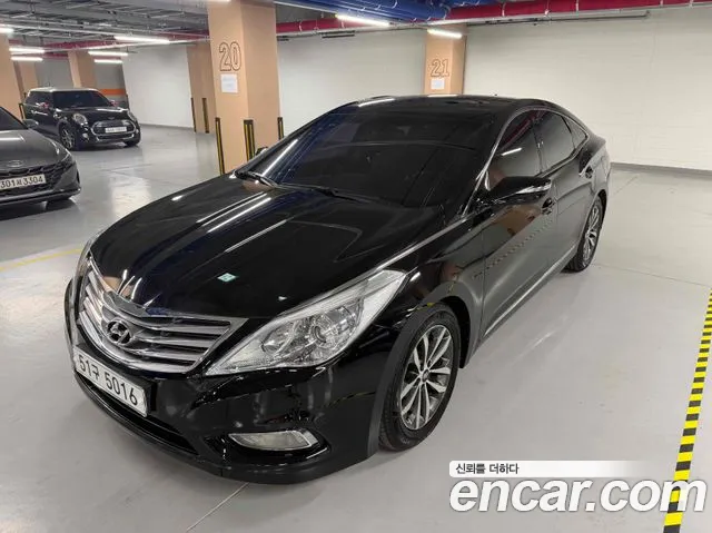 Hyundai Grandeur HG HG240