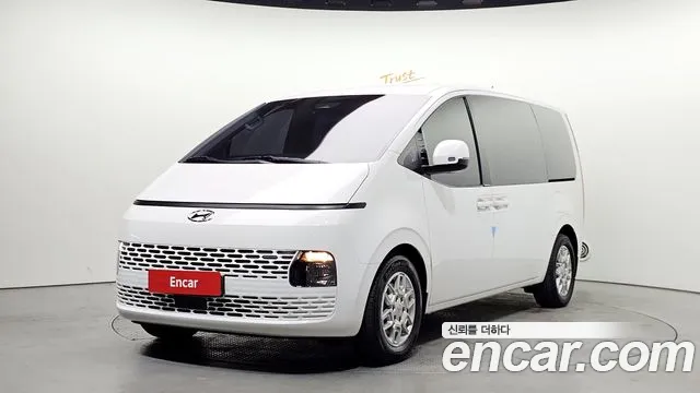 Hyundai Staria 11