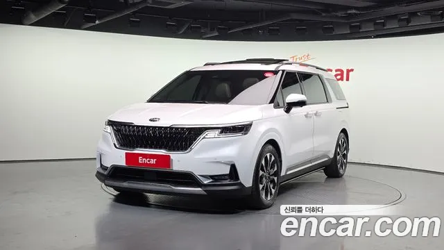 Kia Carnival 4 Gasoline 7 Signature
