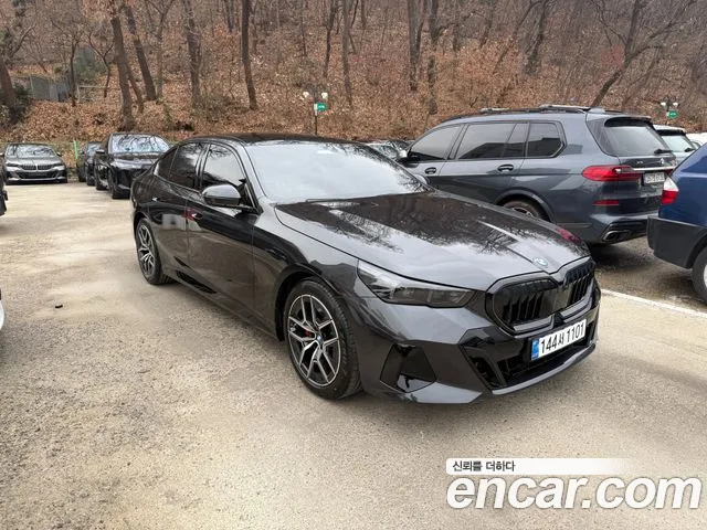 BMW 5 (G60) 520i M