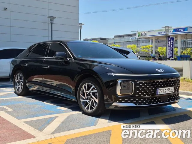 Hyundai Grandeur Hybrid (GN7) Premium