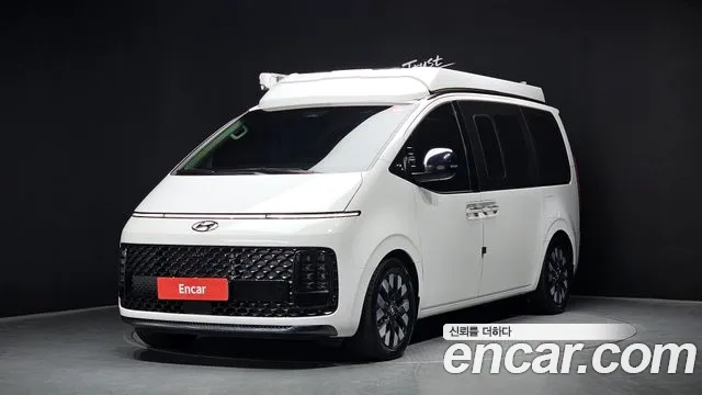 Hyundai Staria 4WD
