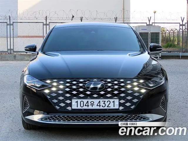 Hyundai The New Grandeur IG 2.5