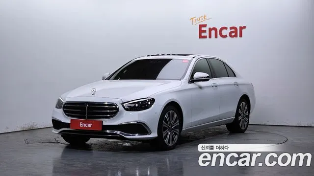 Mercedes-Benz E- W213 E300e 4MATIC Exclusive
