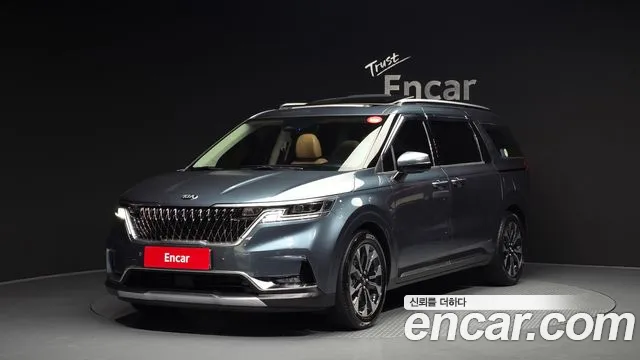 Kia Carnival 4 9 Signature
