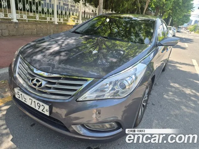 Hyundai Grandeur HG HG300