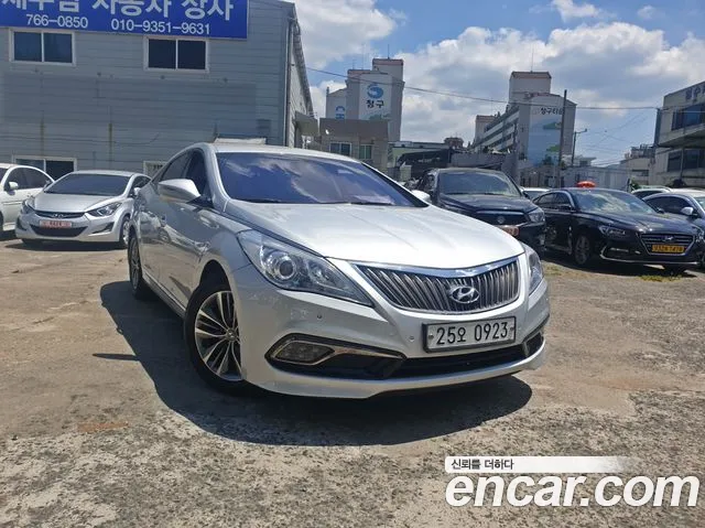Hyundai Grandeur HG HG240