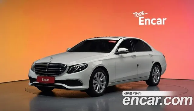 Mercedes-Benz E- W213 E220d Exclusive