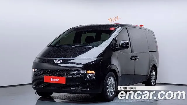 Hyundai Staria 11