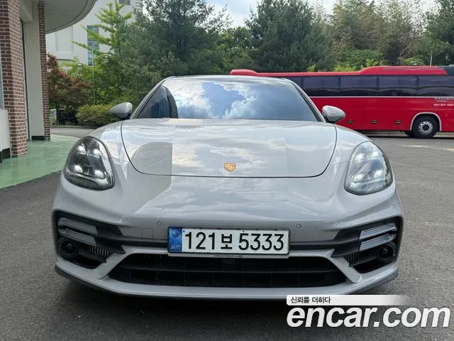 Porsche Panamera (971) 4.0 Turbo S