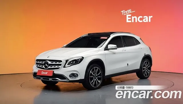 Mercedes-Benz GLA- X156 GLA250 4MATIC