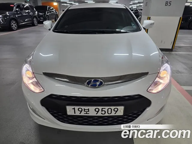 Hyundai Sonata Hybrid 2.0
