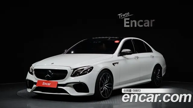 Mercedes-Benz E- W213 E300 4MATIC AMG Line