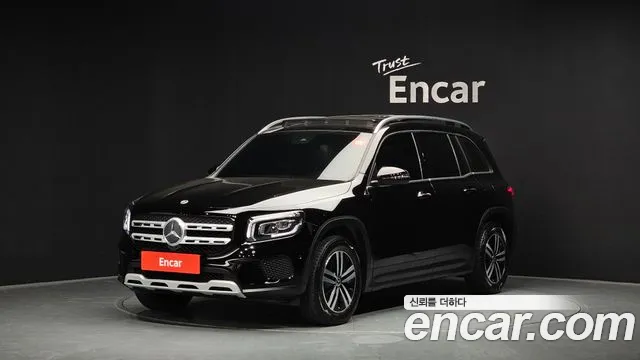 Mercedes-Benz GLB- X247 GLB200 d