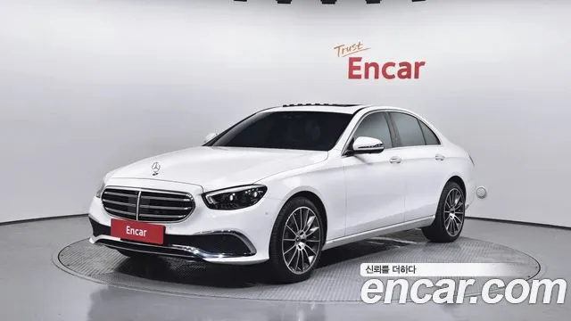 Mercedes-Benz E- W213 E250 Exclusive