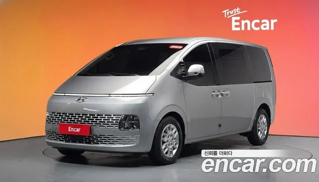 Hyundai Staria 3