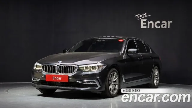 BMW 5 (G30) 520i