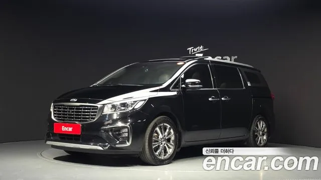 Kia The New Carnival 9 Noblesse