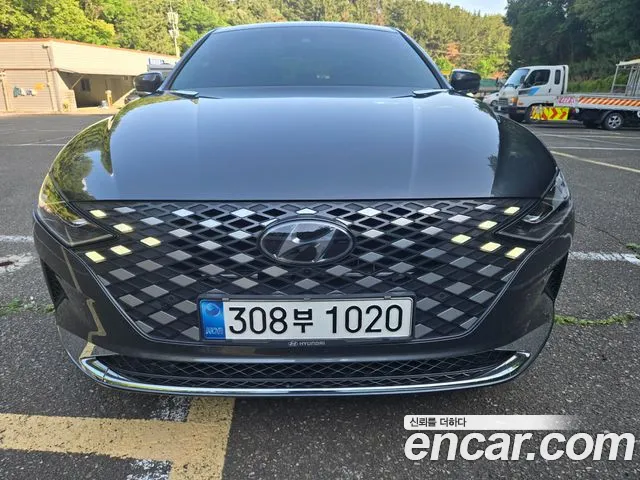 Hyundai The New Grandeur IG 3.3