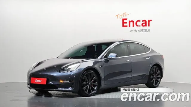 Tesla 3 AWD