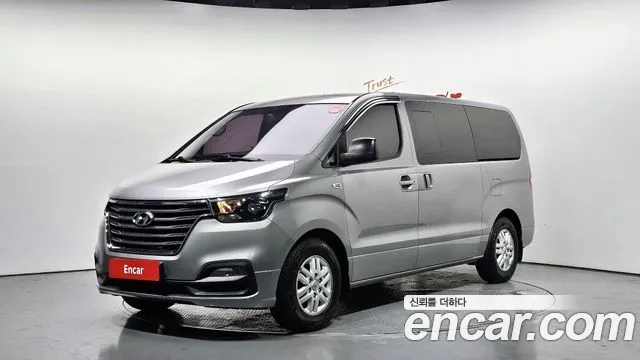 Hyundai The New Grand Starex 5
