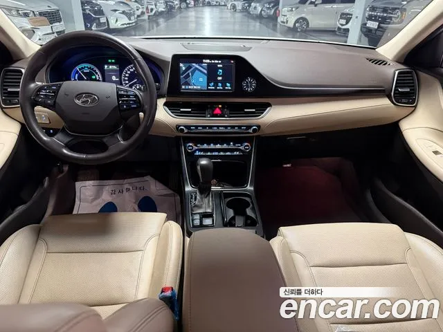 Hyundai Grandeur IG Hybrid Exclusive