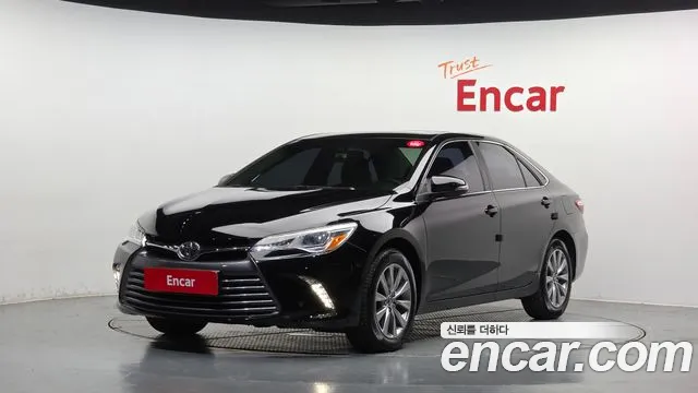 Toyota Camry 2.5 XLE