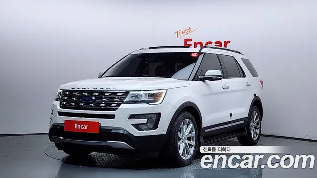 Ford Explorer 2.3 Limited 4WD 5