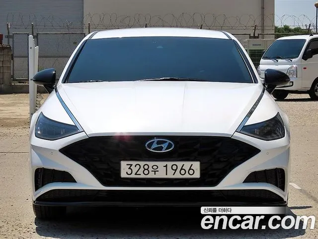 Hyundai Sonata (DN8) 2.0 Premium