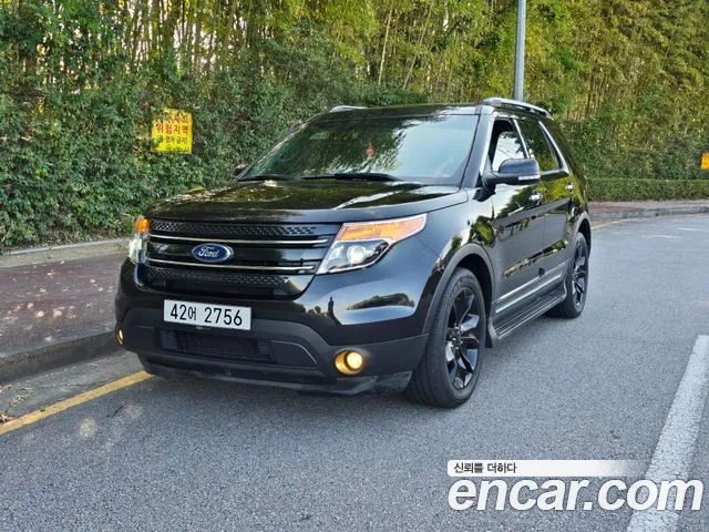 Ford Explorer 3.5 Limited 4WD 5