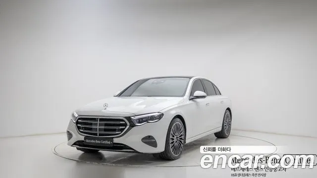 Mercedes-Benz E- W214 E450 4MATIC Exclusive
