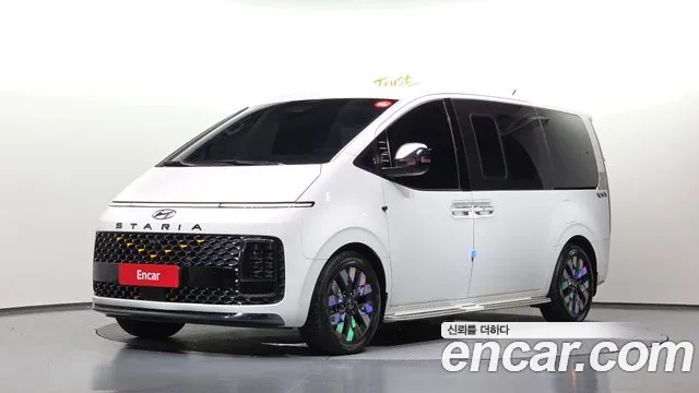 Hyundai Staria 4WD 7 Inspiration