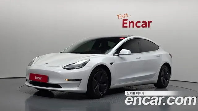 Tesla 3 AWD