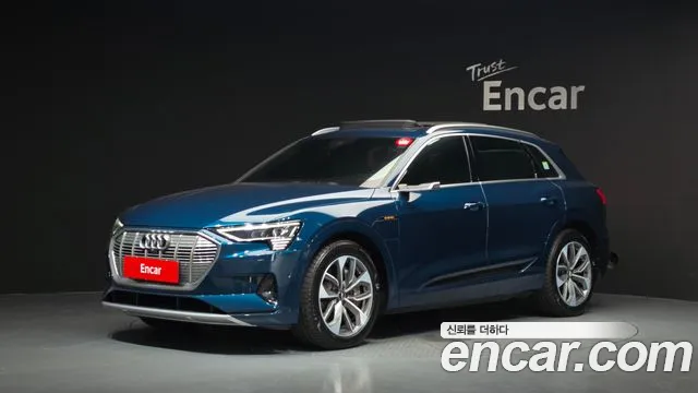 Audi e- 55