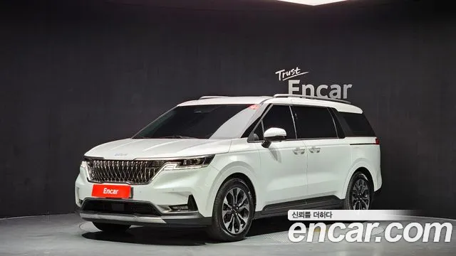 Kia Carnival 4 Gasoline 7 Signature