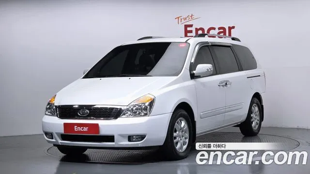 Kia Carnival R Carnival GLX Premium