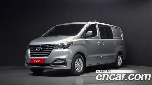 Hyundai The New Grand Starex 5