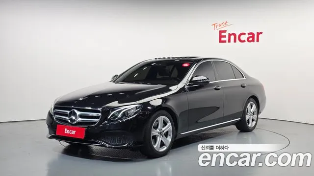 Mercedes-Benz E- W213 E200