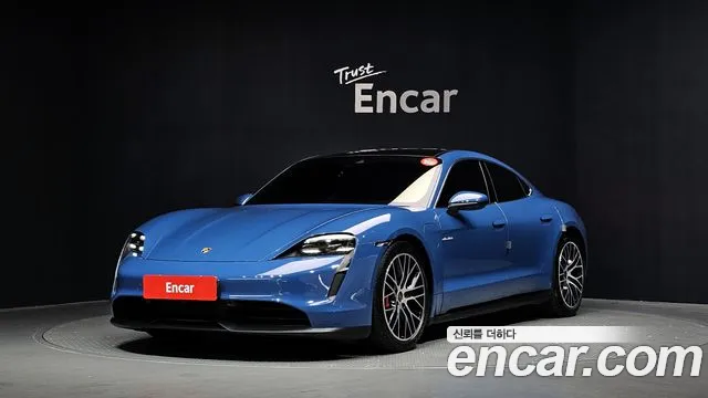 Porsche Taycan 4S