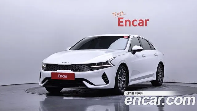 Kia K5 Hybrid 3 Signature