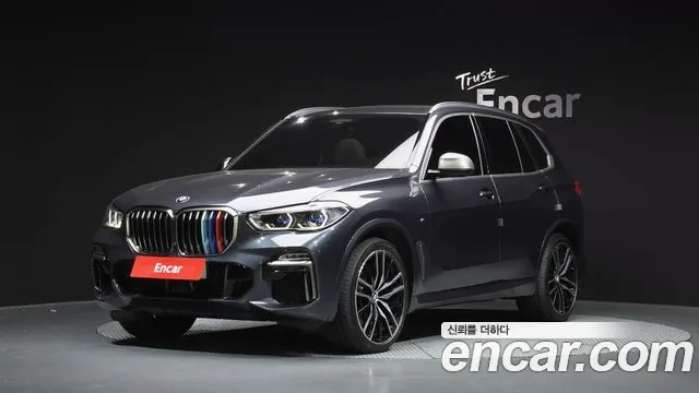 BMW X5 (G05) M50i