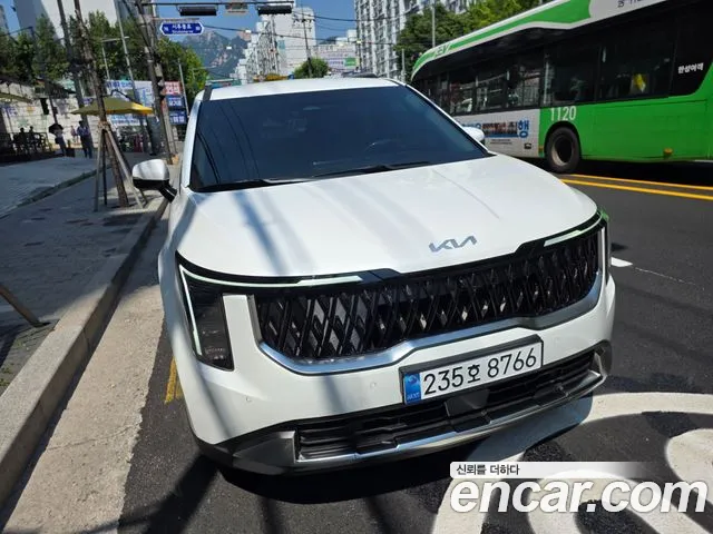 Kia The New Carnival 4 HEV 9 Noblesse