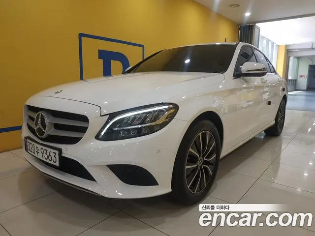 Mercedes-Benz C- W205 C200